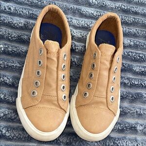 Blowfish Tan Slip-On Sneakers